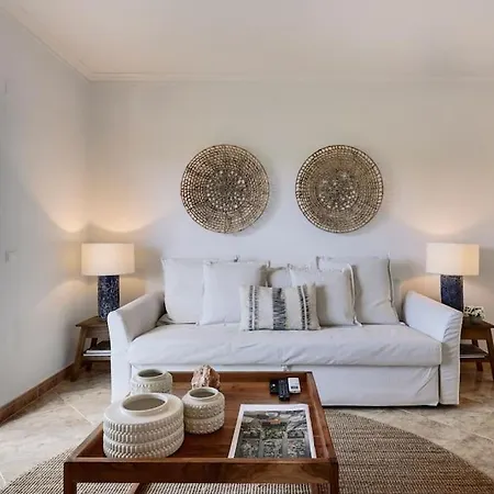 Apartment Seaside Serenity Beachside *