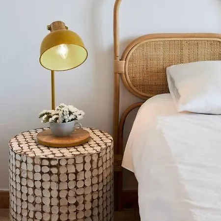 Seaside Serenity Beachside Apartment *