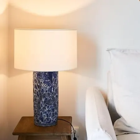 Seaside Serenity Beachside Apartment Albufeira