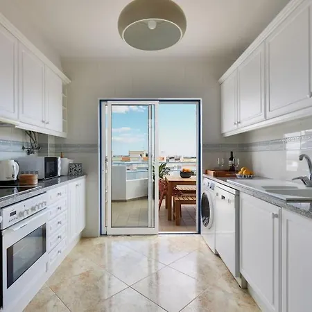 Apartment Seaside Serenity Beachside Albufeira
