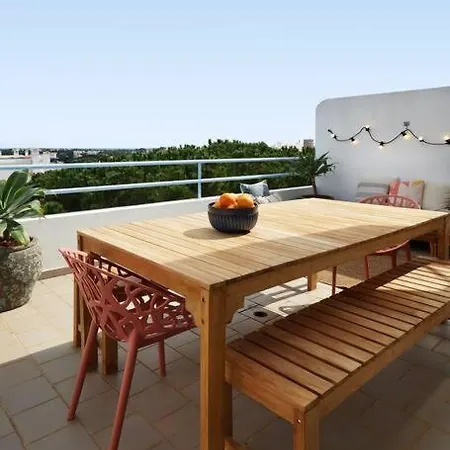 Apartment Seaside Serenity Beachside *