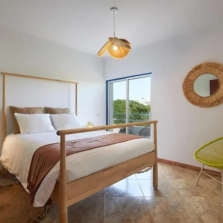 Apartment Seaside Serenity Beachside *